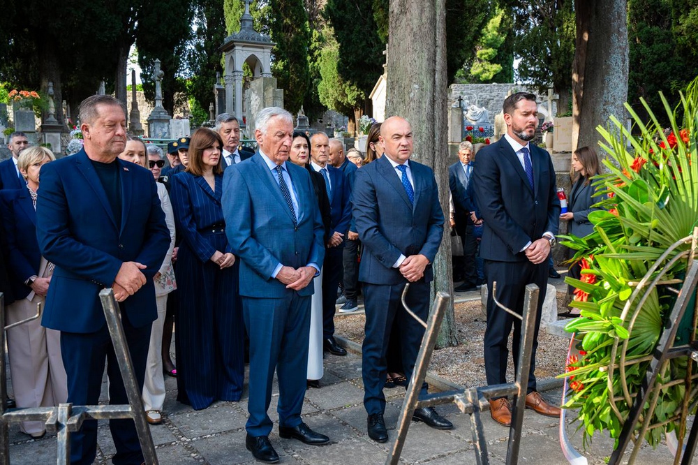 U molitvi i zahvalnosti za hrvatske branitelje: Hrvatski časnički zbor DNŽ na obilježavanju Dana županije i blagdana sv. Leopolda